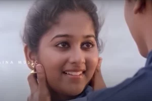 Ponmuraliyoothum Kaattil Lyrics
