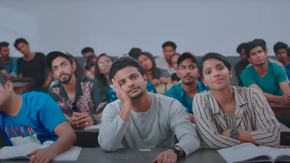 Moham Ennorunthuvandi Lyrics