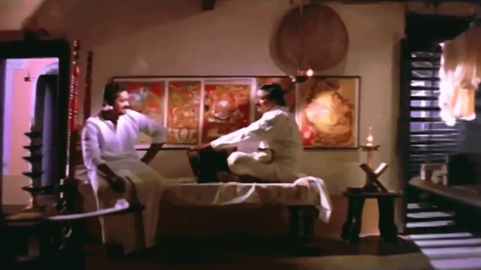 Valkannezhuthiya-Makaranilavil-Lyrics