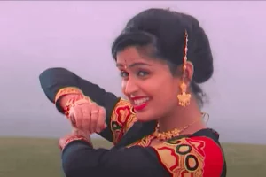 Kuppivala Kilukile Lyrics